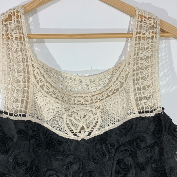 Isabella Rodriguez Tank Top Camisole Ruffle Sz: XL - Picture 3 of 8